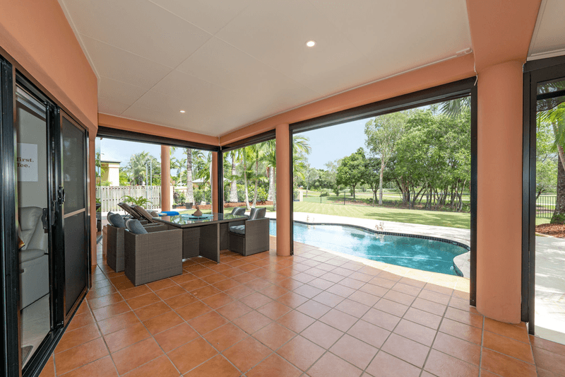 7 Midden Place, PELICAN WATERS, QLD 4551