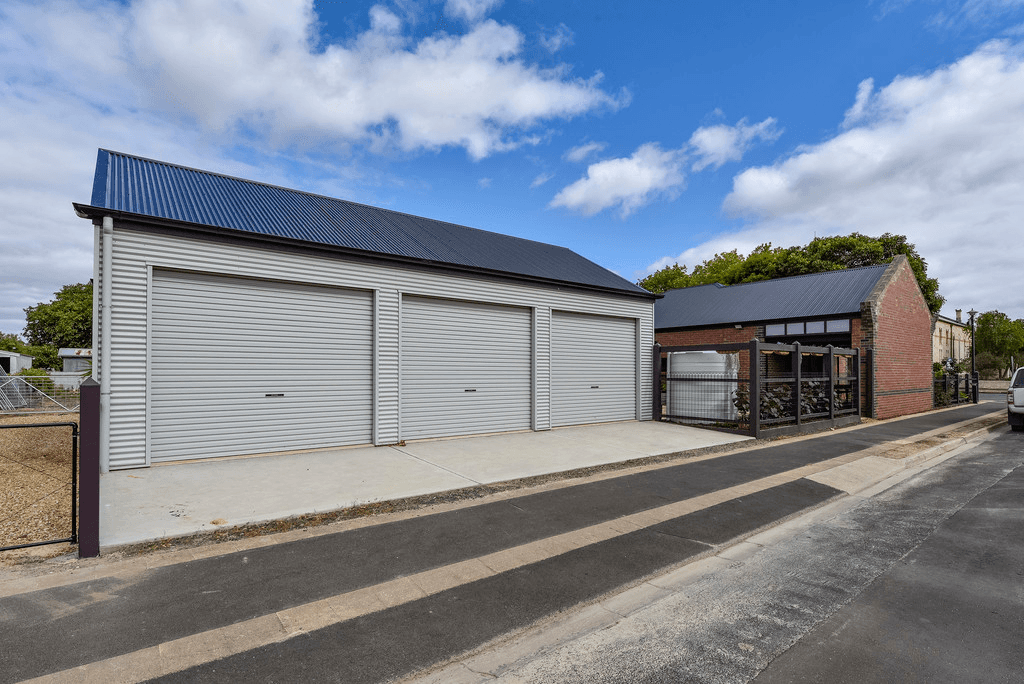 22 ARTHUR Street, PENOLA, SA 5277