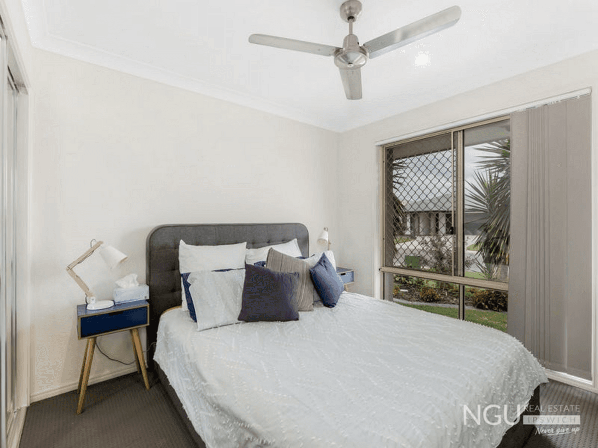 34 Waterfern Way, RIPLEY, QLD 4306