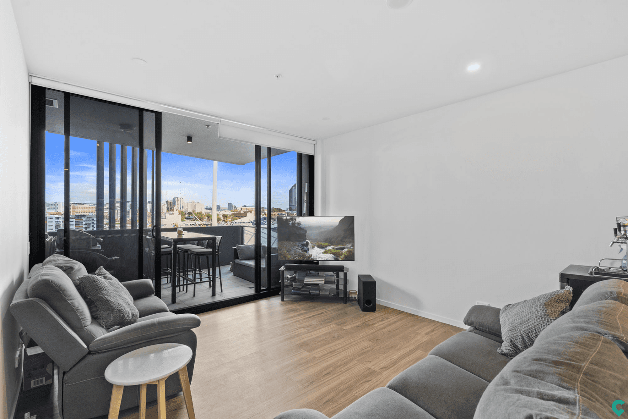 1006/14 Trafalgar Street, WOOLLOONGABBA, QLD 4102