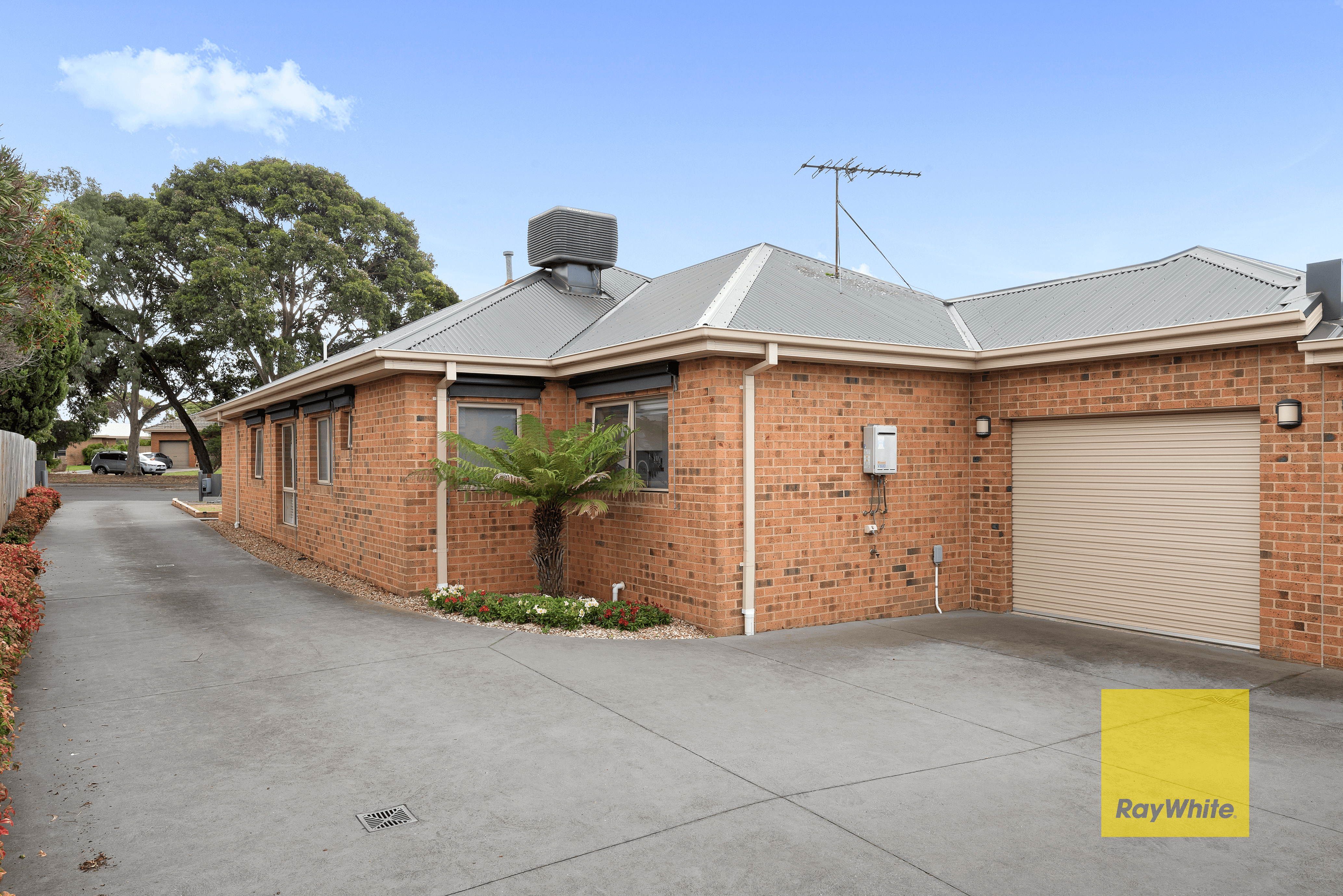 1/17 Strathire Gardens, HAMLYN HEIGHTS, VIC 3215