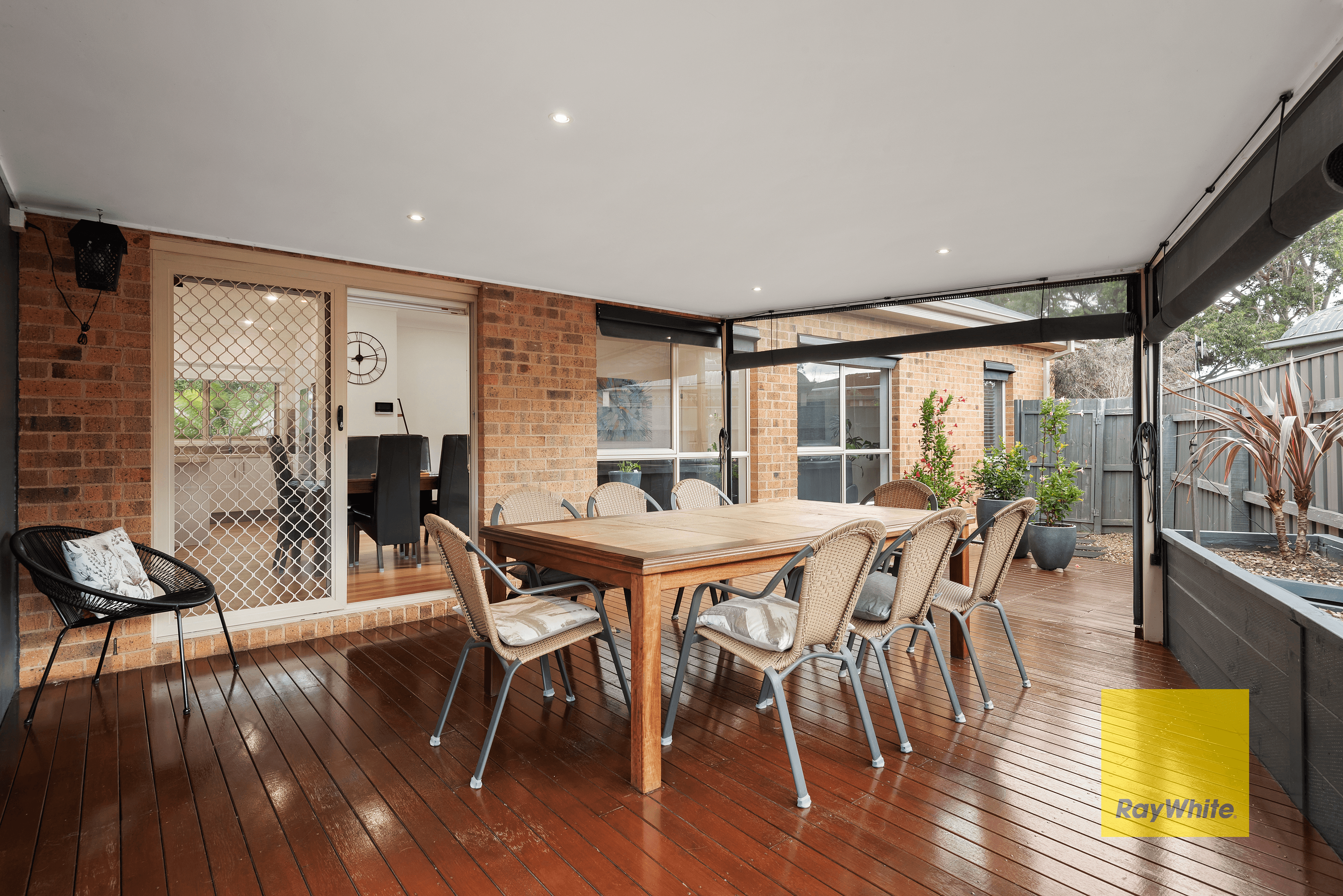 1/17 Strathire Gardens, HAMLYN HEIGHTS, VIC 3215