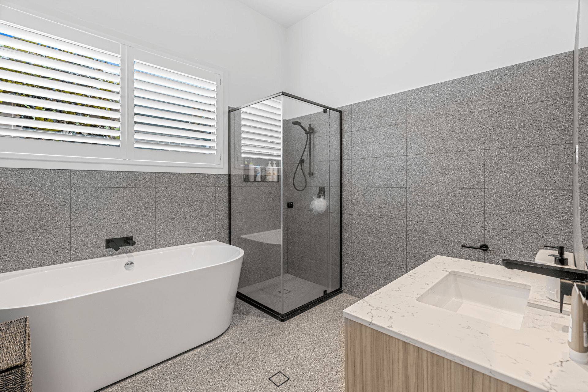 147 Warnervale Road, Hamlyn Terrace, NSW 2259