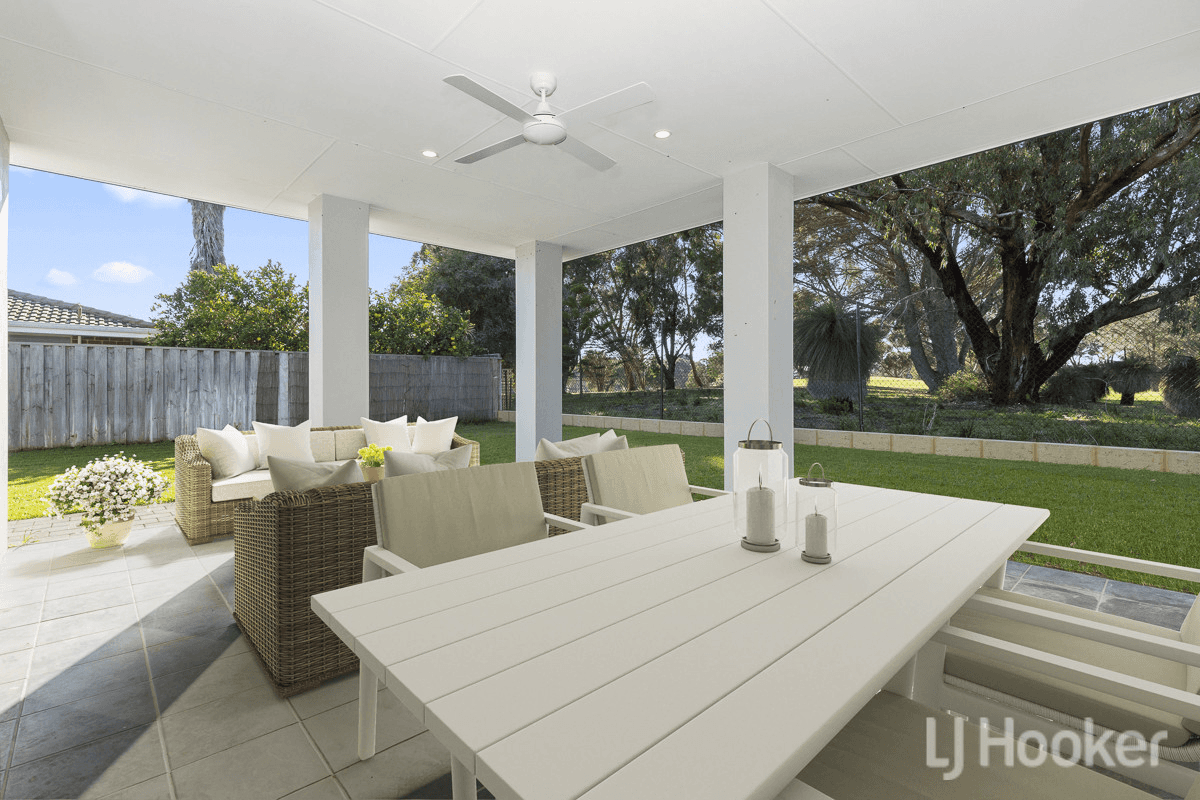 11 Carnoustie Court, YANCHEP, WA 6035