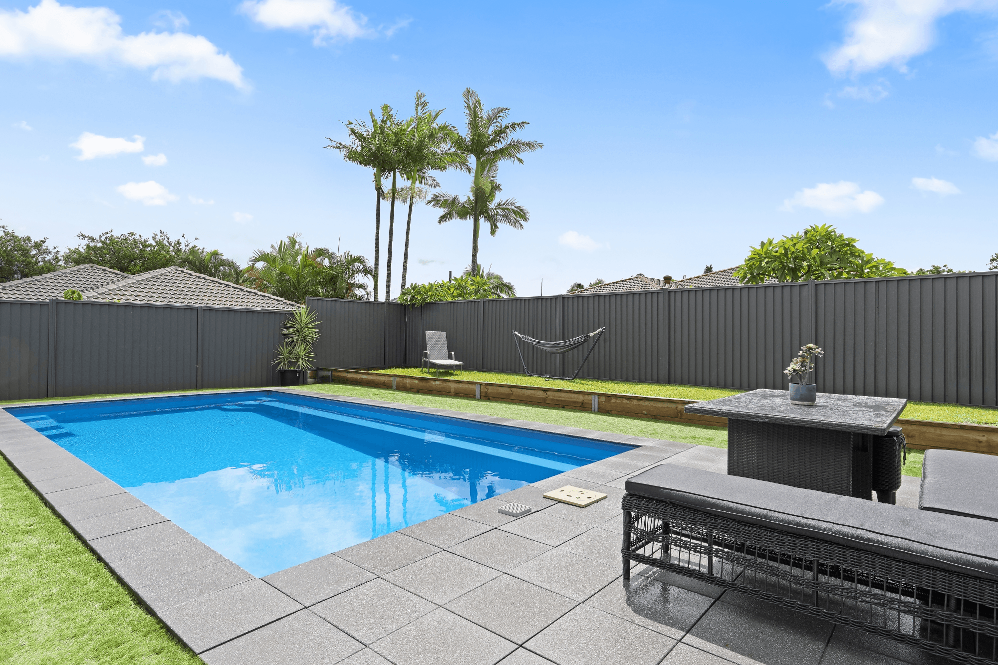 7 Lakewood Court, HELENSVALE, QLD 4212