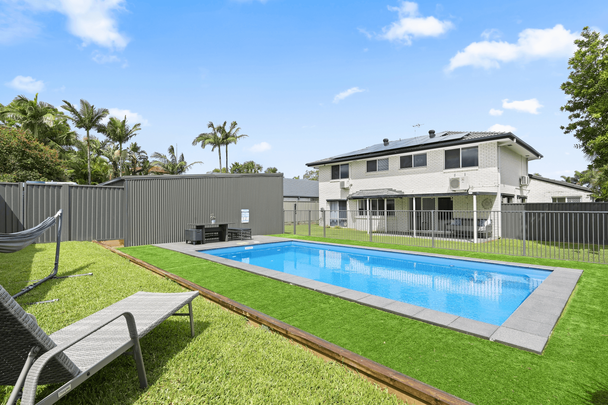 7 Lakewood Court, HELENSVALE, QLD 4212