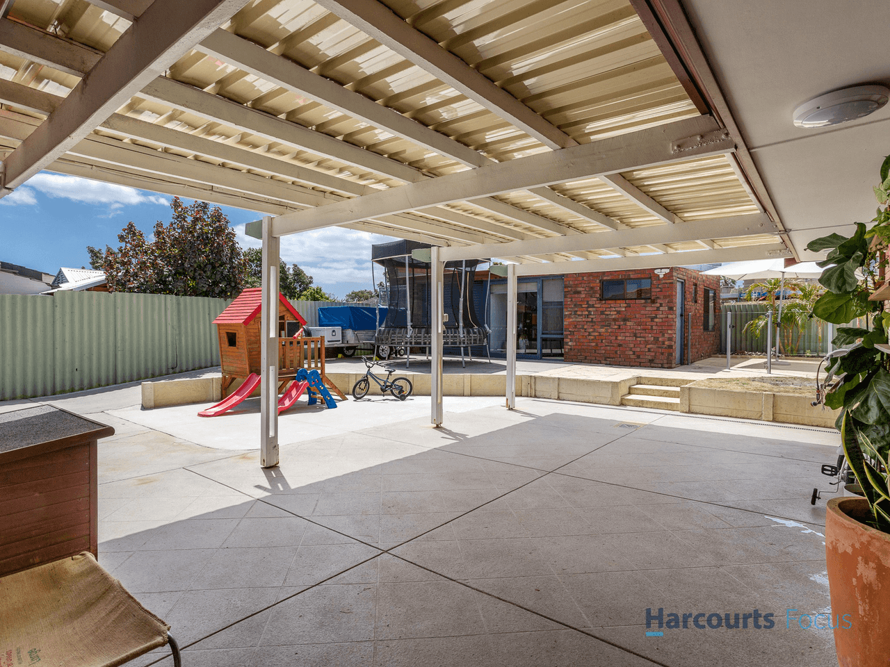 42 Laughton Way, LEEMING, WA 6149