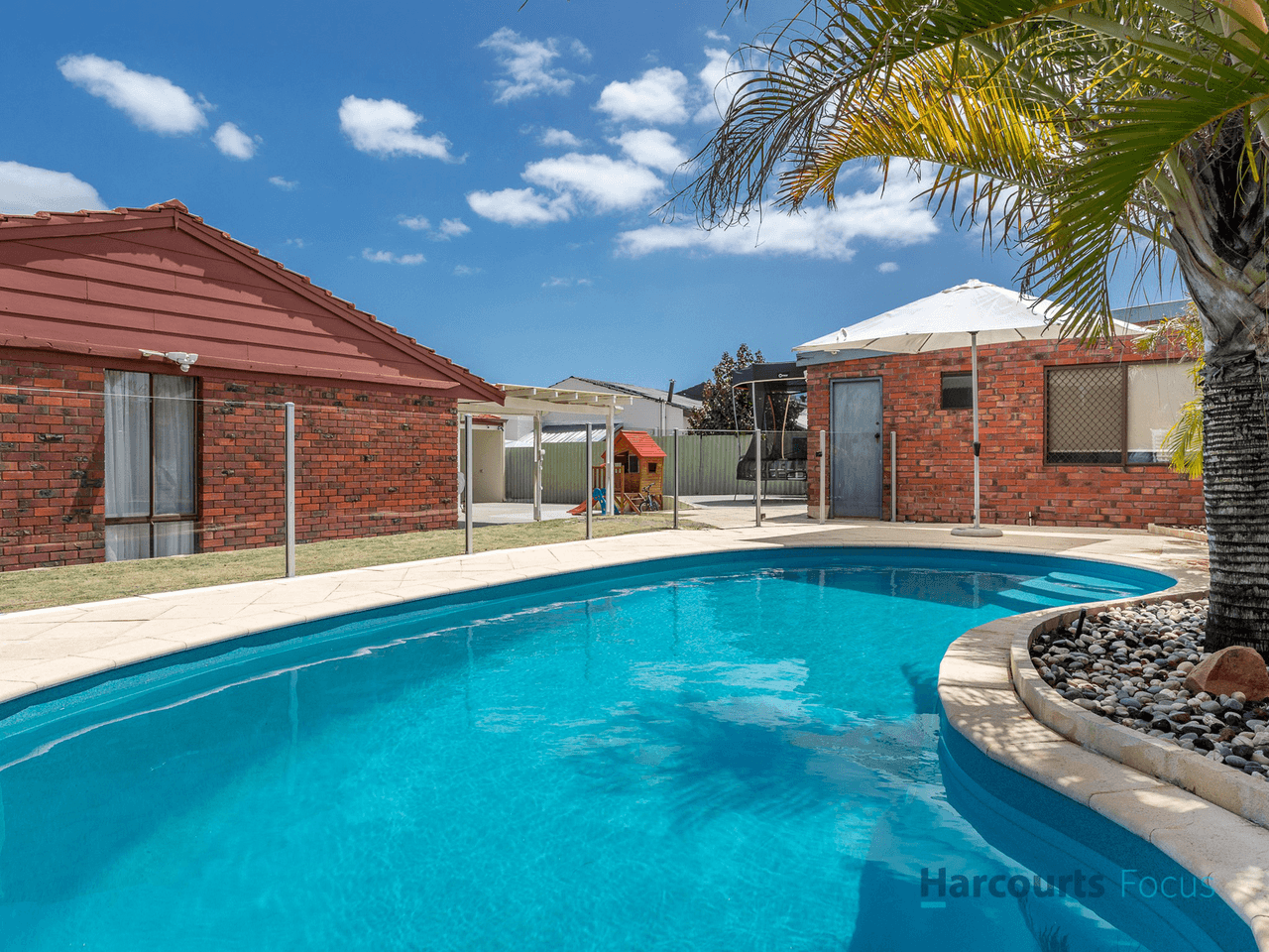 42 Laughton Way, LEEMING, WA 6149