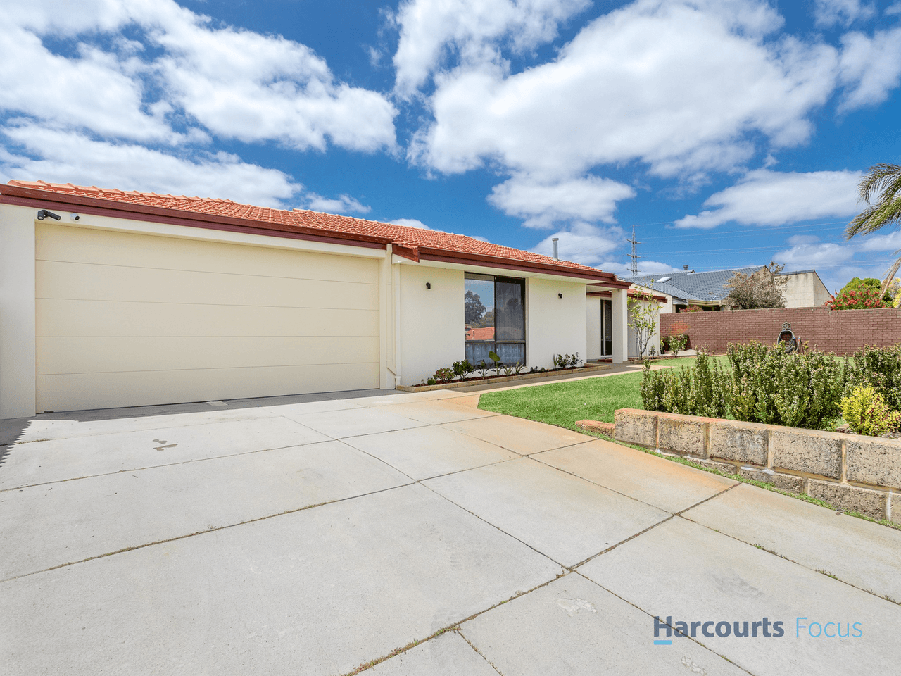 42 Laughton Way, LEEMING, WA 6149