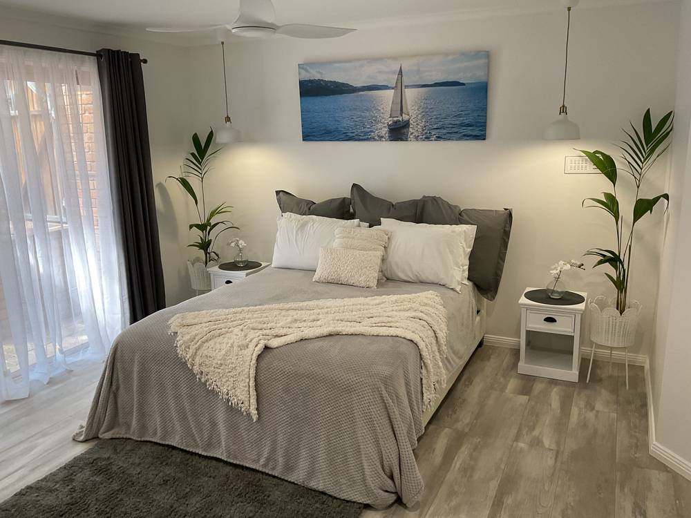 24 UPLANDS DRIVE, PARKWOOD, QLD 4214