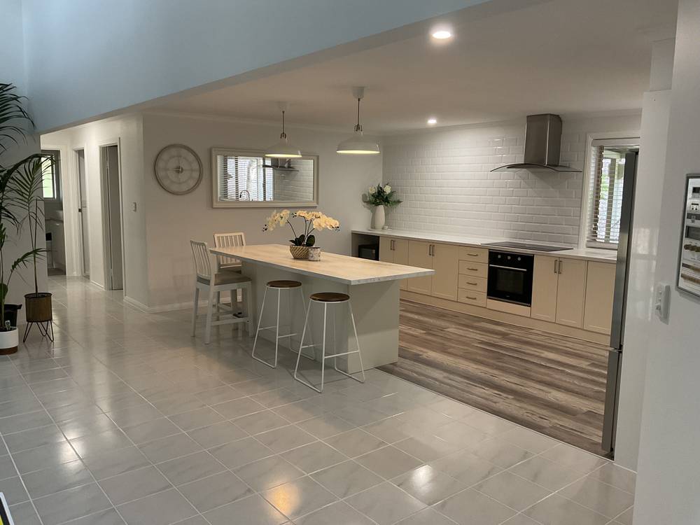 24 UPLANDS DRIVE, PARKWOOD, QLD 4214