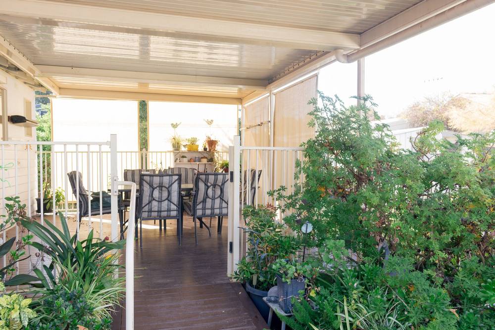 72 NAPOLEON CRESCENT, WHITE HILLS, VIC 3550