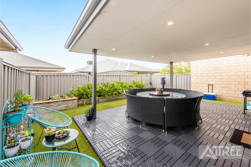 339 Wright Road, PIARA WATERS, WA 6112