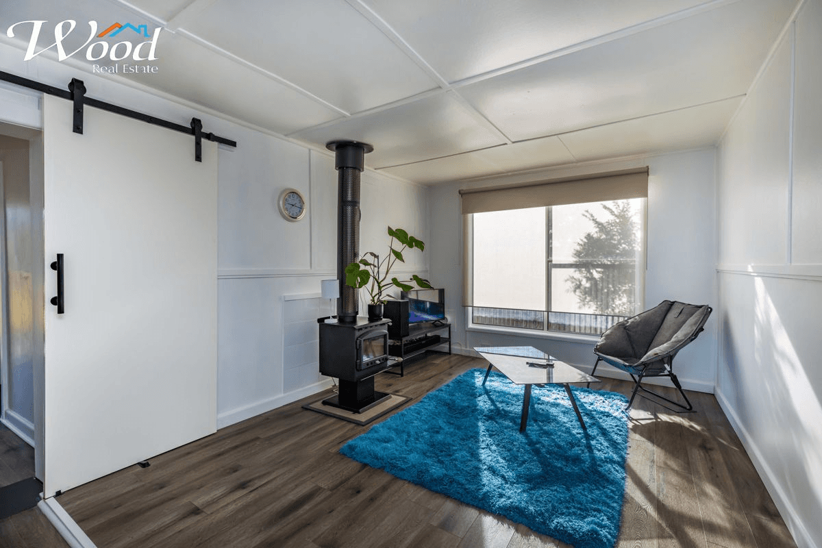 15 Day St, HENTY, NSW 2658
