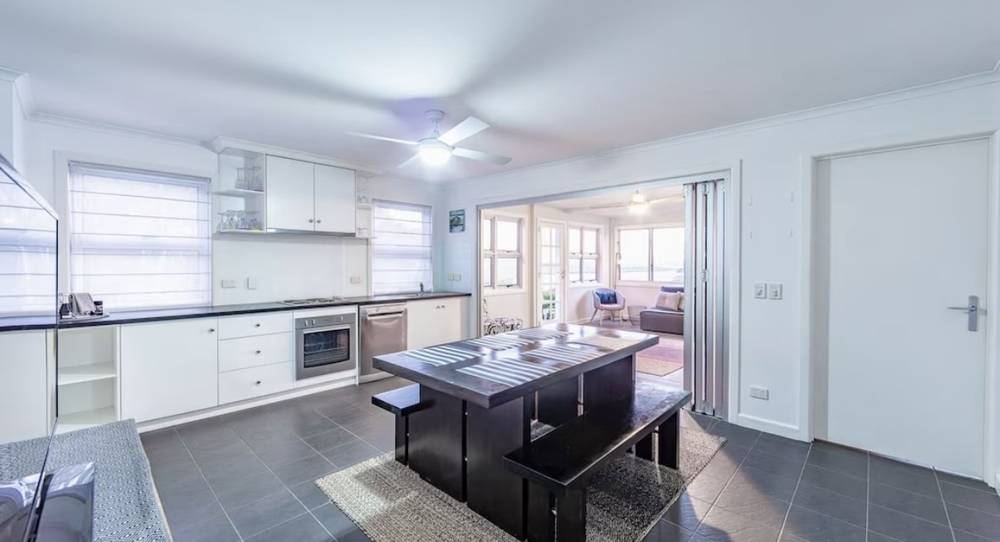 9 Barton Street, Seventeen Seventy, QLD 4677