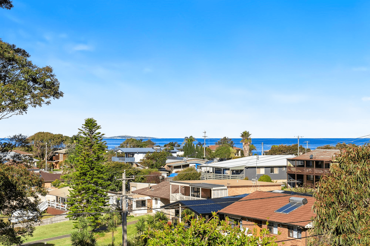 21 Ernest Street, DALMENY, NSW 2546