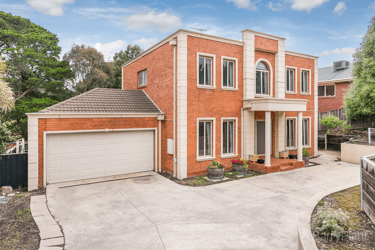 11 Bundanoon Avenue, SUNBURY, VIC 3429