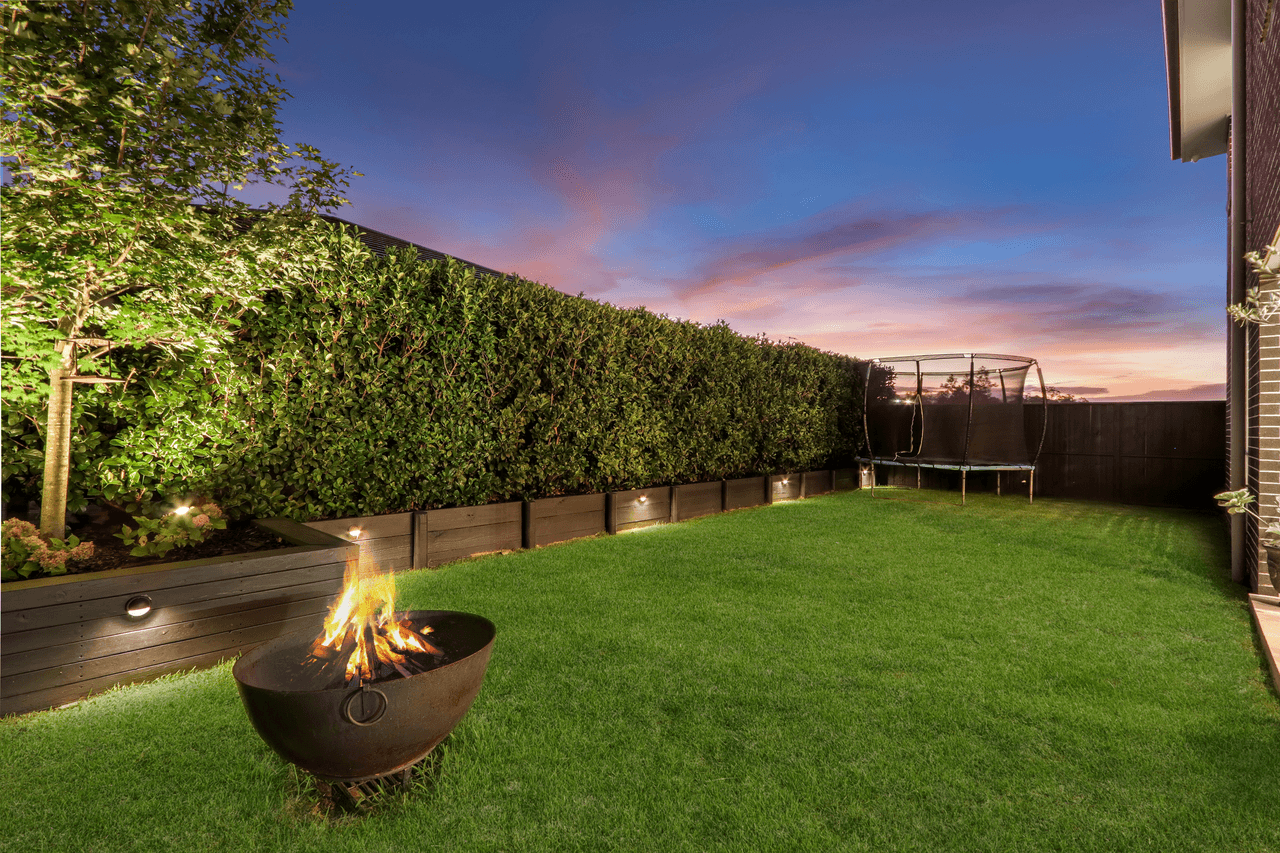 35 Barlow Boulevard (The Gables), BOX HILL, NSW 2765