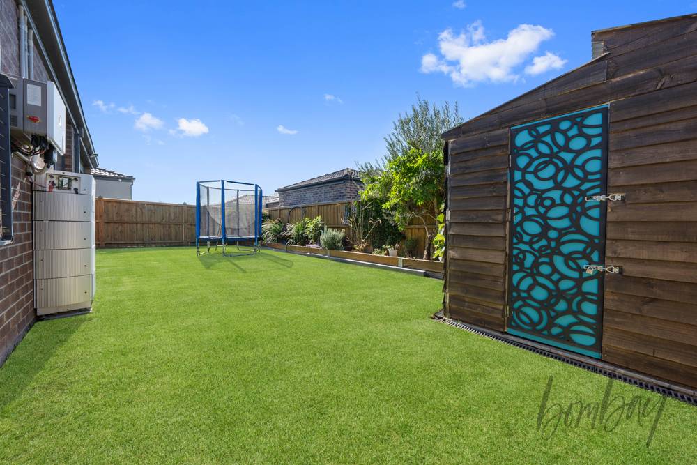 6 Fenwick Parade, MICKLEHAM, VIC 3064