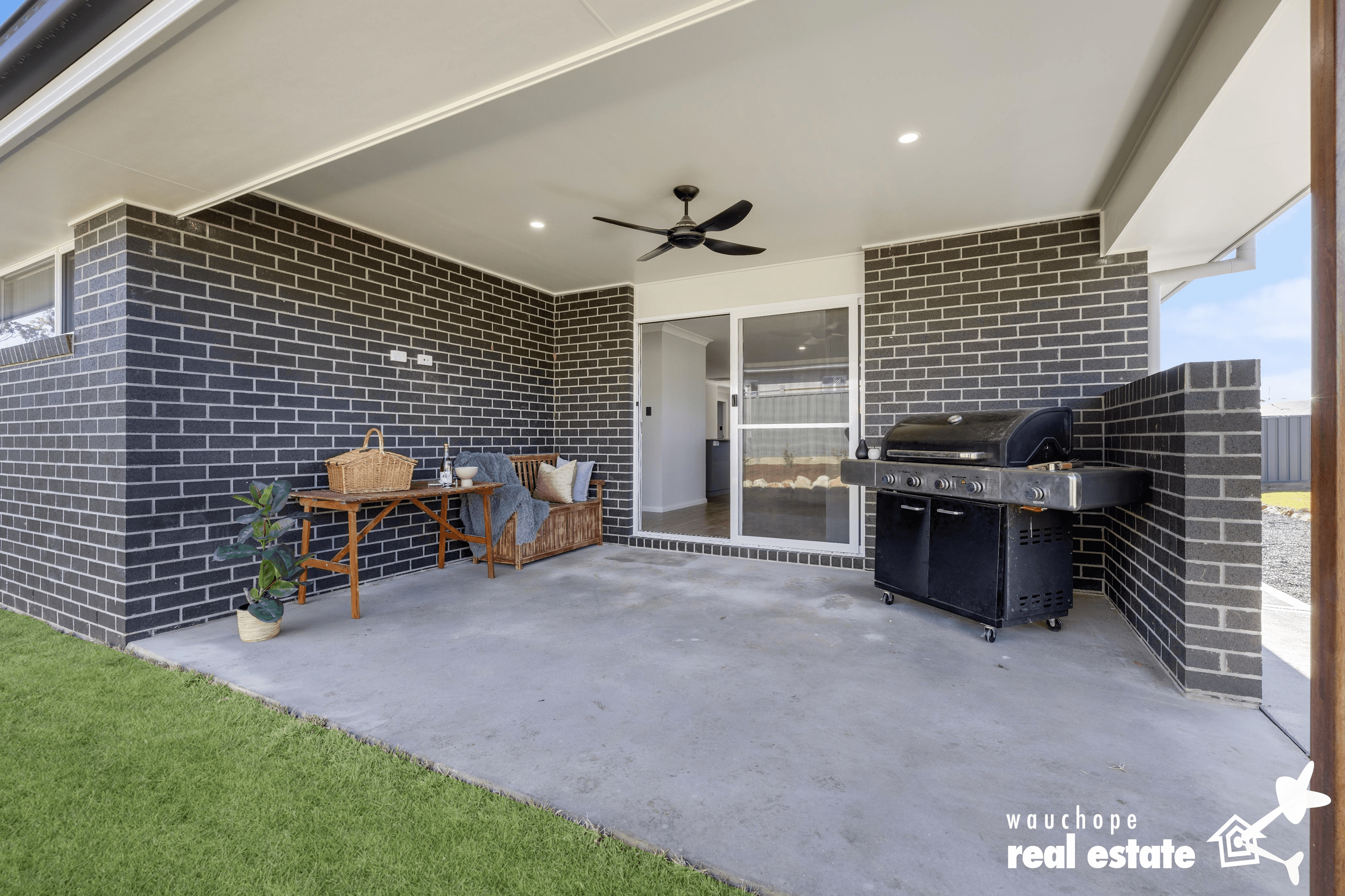 1 Broadaxe Way, WAUCHOPE, NSW 2446