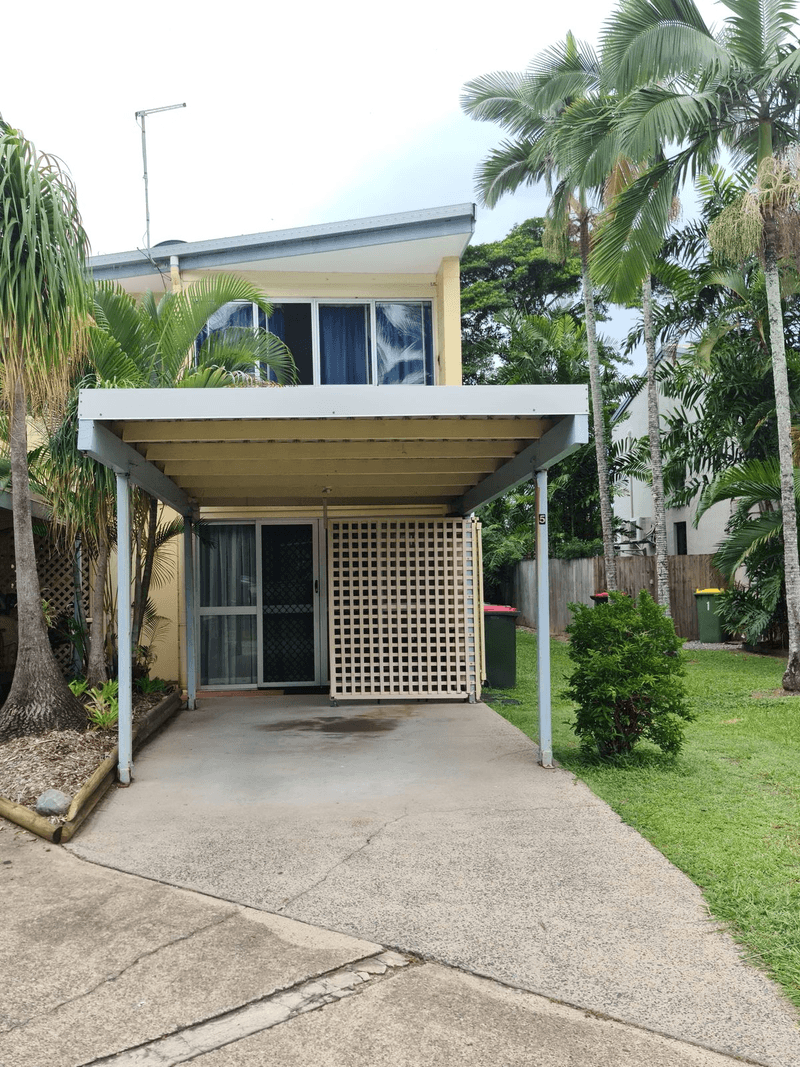 5/30-32 Mimosa Street, HOLLOWAYS BEACH, QLD 4878