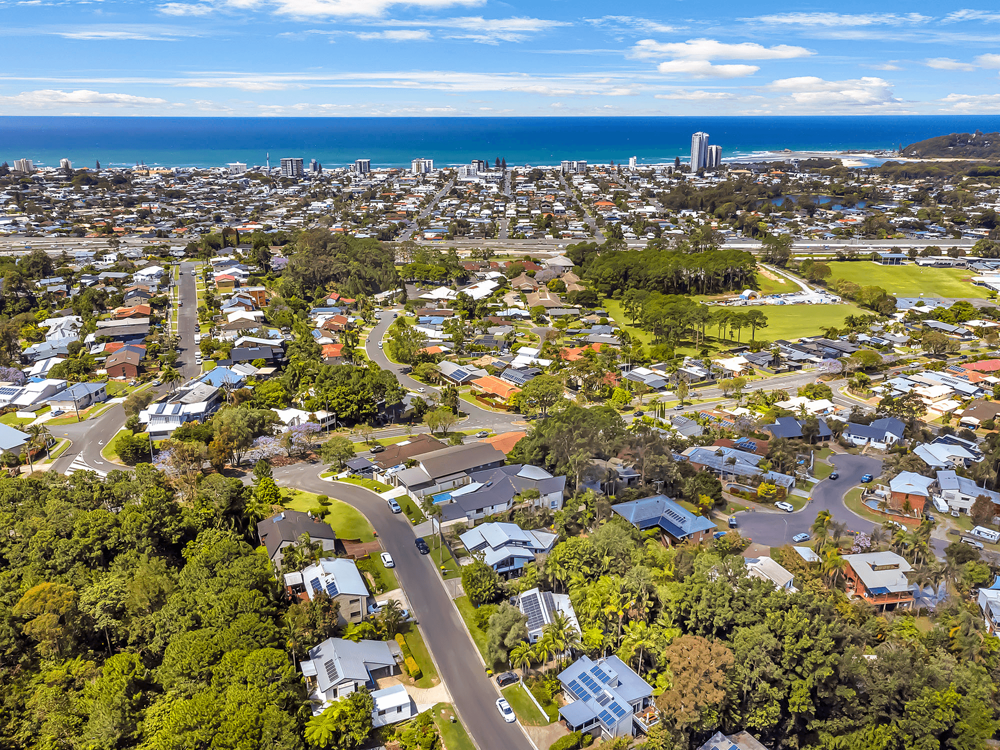 9 Bindoon Close, ELANORA, QLD 4221