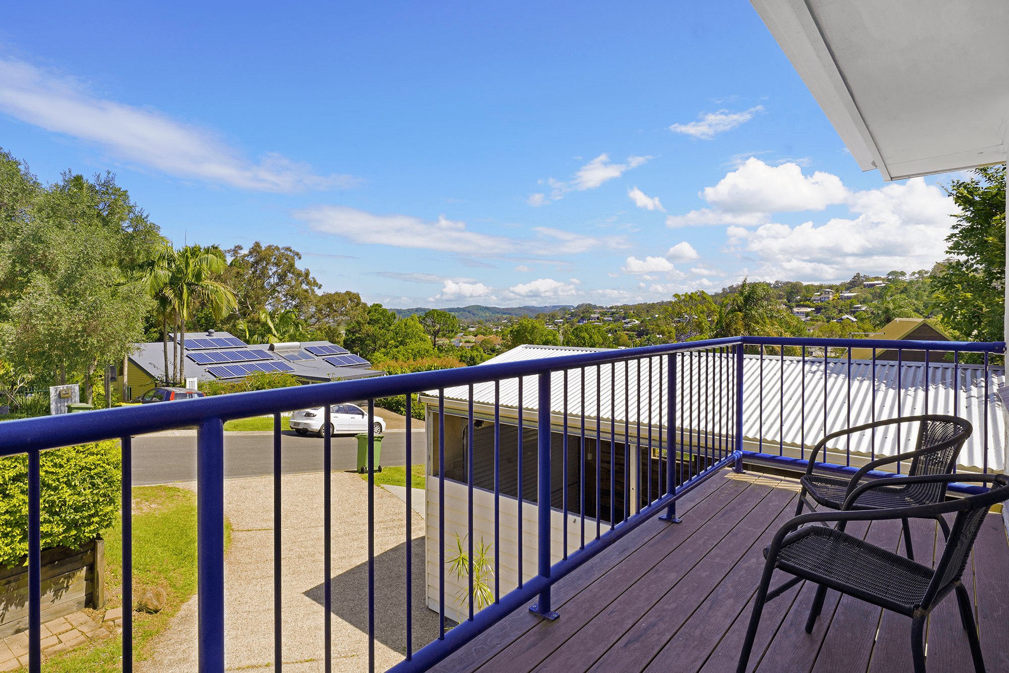 9 Bindoon Close, ELANORA, QLD 4221