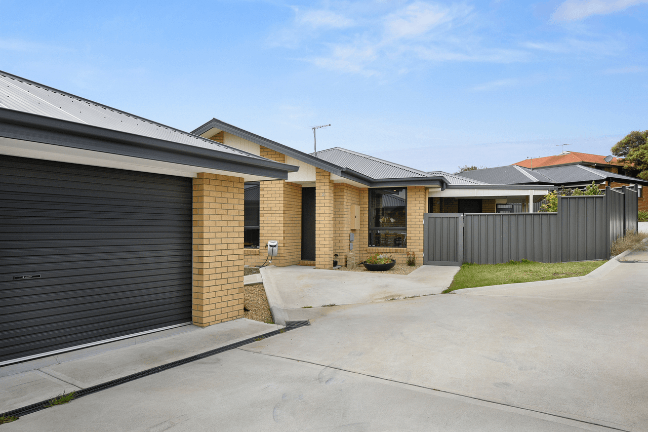 2A Heron Crescent, MIDWAY POINT, TAS 7171