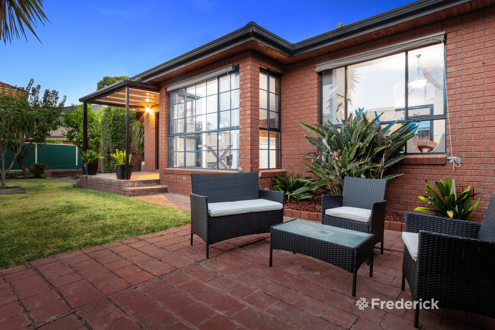 10 James Ruse Court, Mill Park, VIC 3082