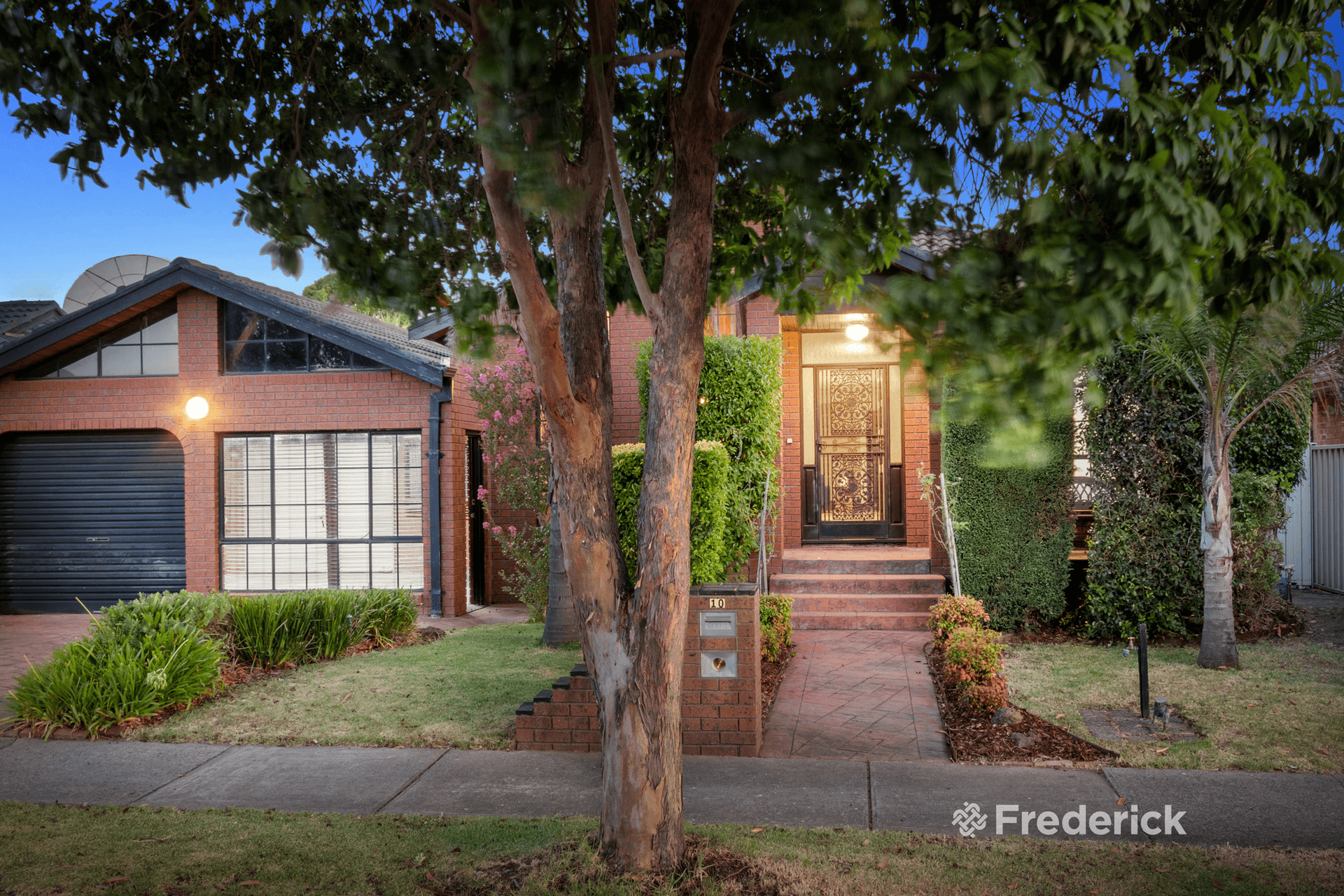 10 James Ruse Court, Mill Park, VIC 3082