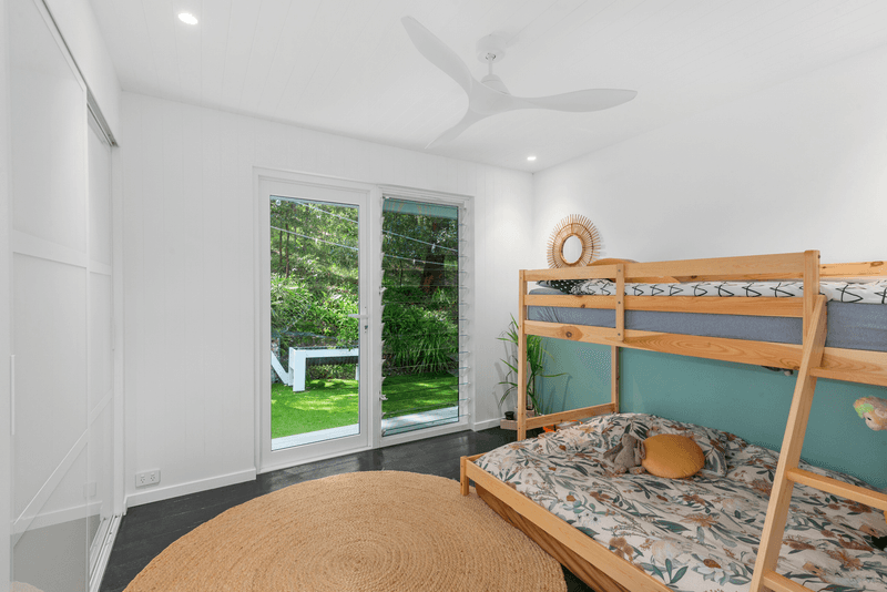 6 Timothy Court, CURRUMBIN WATERS, QLD 4223