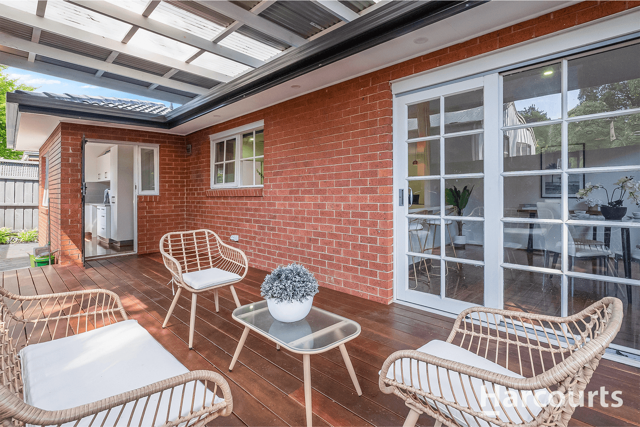 2/297 Springvale Road, FOREST HILL, VIC 3131