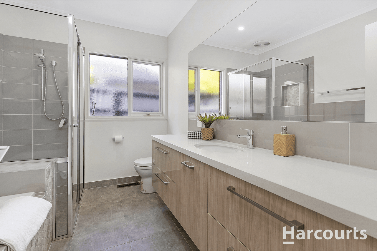 2/297 Springvale Road, FOREST HILL, VIC 3131