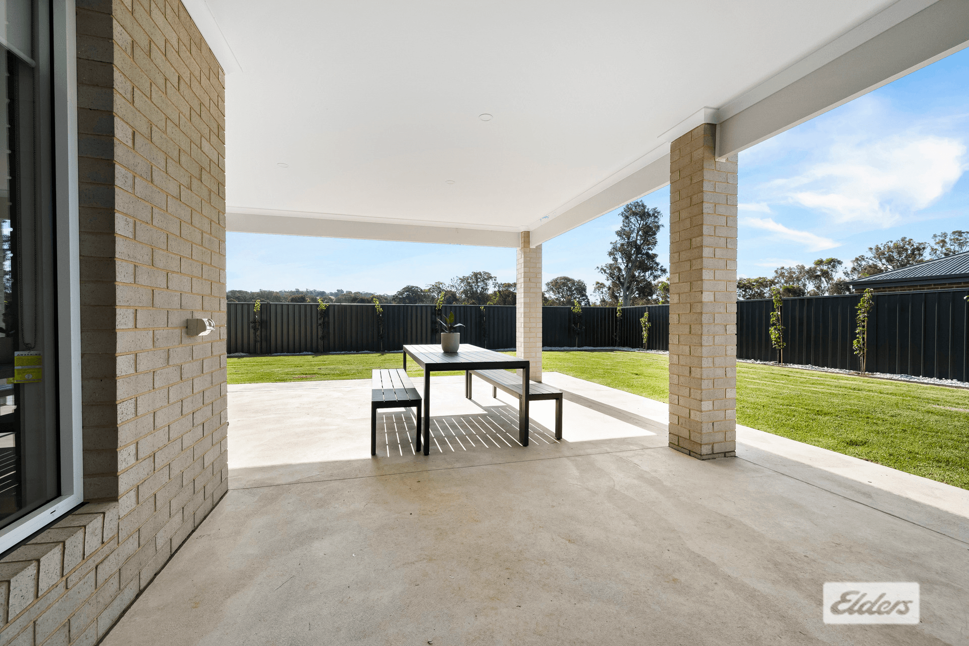 8 Ridley Avenue, Leneva, VIC 3691