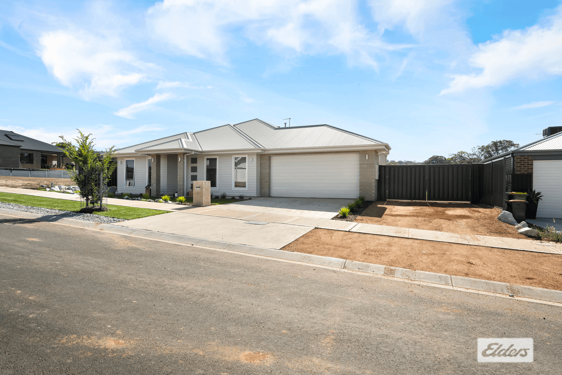 8 Ridley Avenue, Leneva, VIC 3691