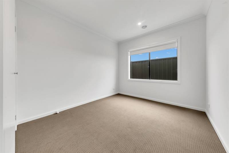 9 Opus Street, COBBLEBANK, VIC 3338