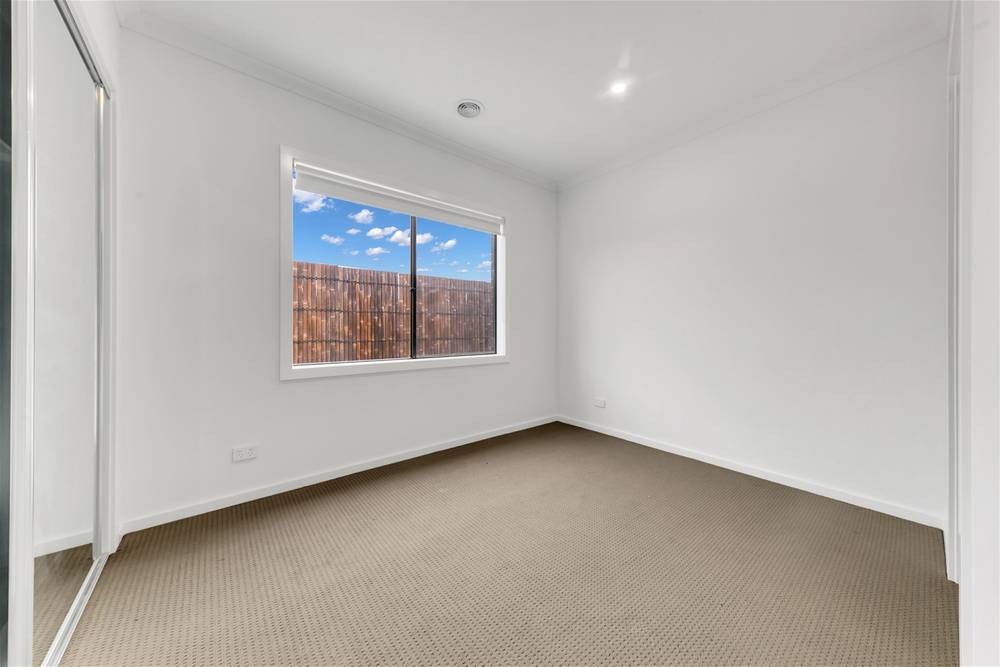 9 Opus Street, COBBLEBANK, VIC 3338