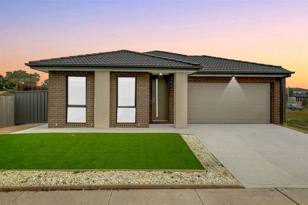 9 Opus Street, COBBLEBANK, VIC 3338