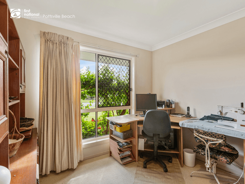 17 Taylor Drive, Pottsville, NSW 2489