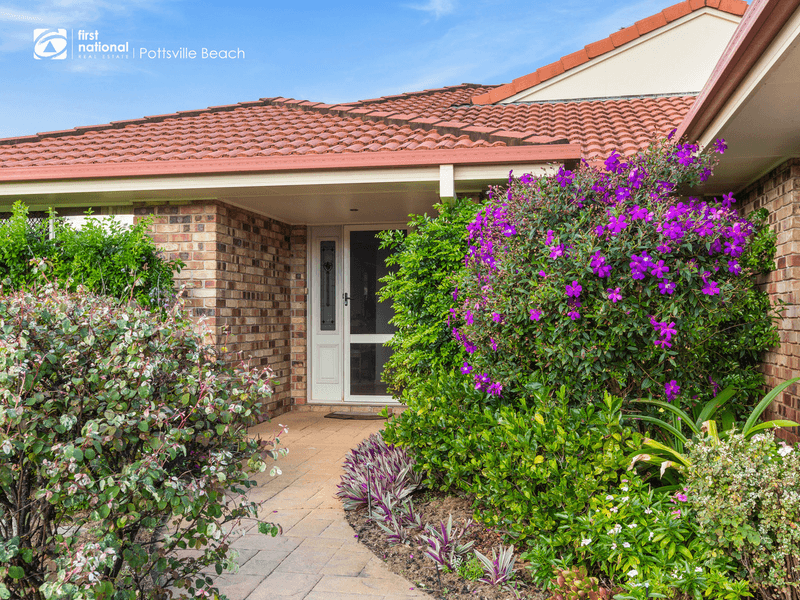 17 Taylor Drive, Pottsville, NSW 2489