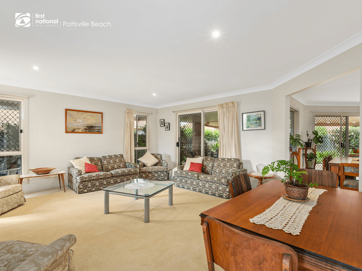 17 Taylor Drive, Pottsville, NSW 2489