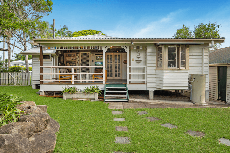 3 Charles Street, BEENLEIGH, QLD 4207