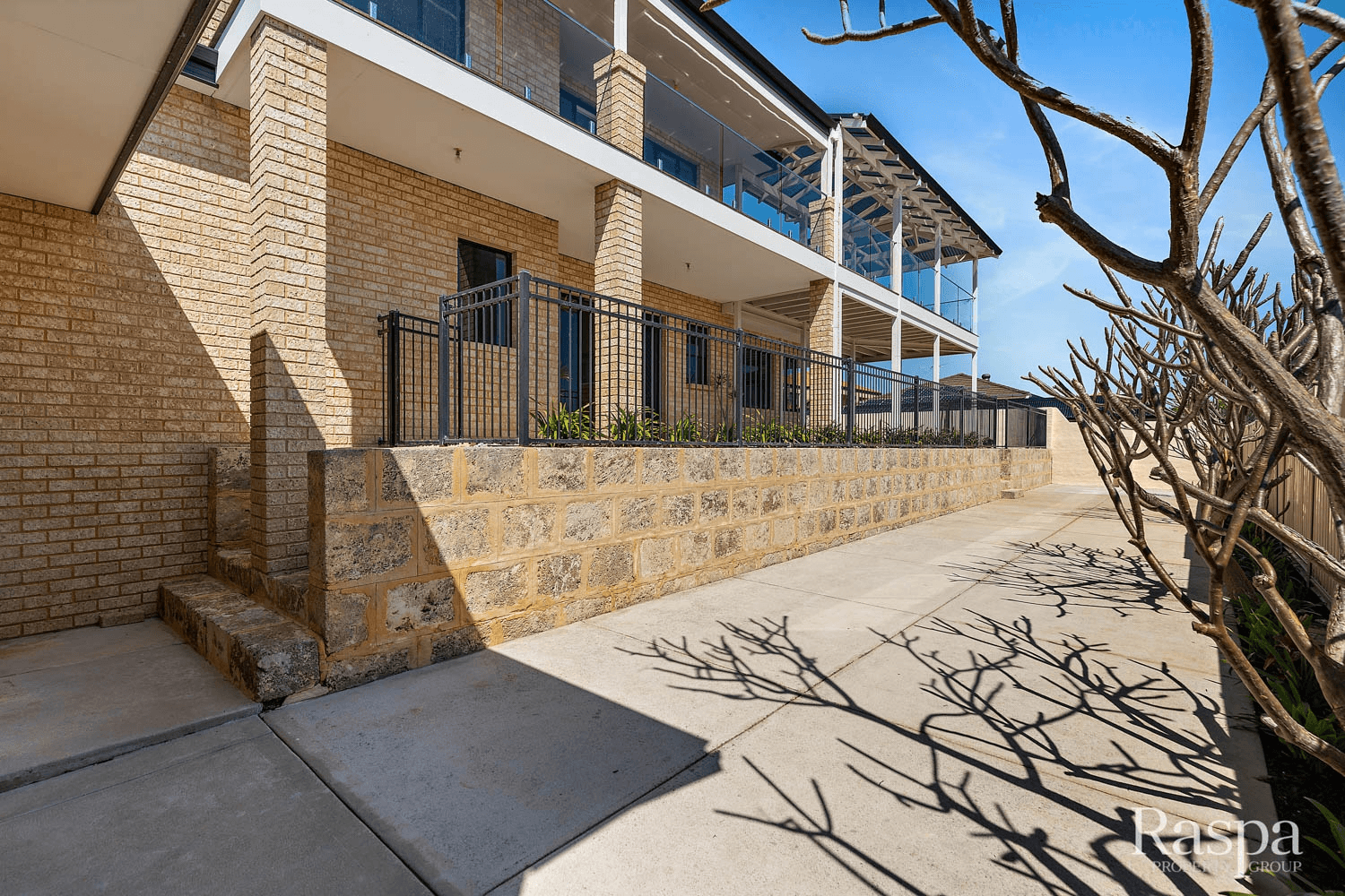 16 Buchanan Rise, Coogee, WA 6166