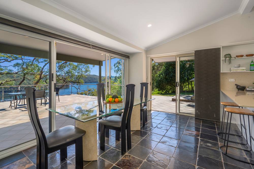 1 Clavering Road, Seaforth, NSW 2092