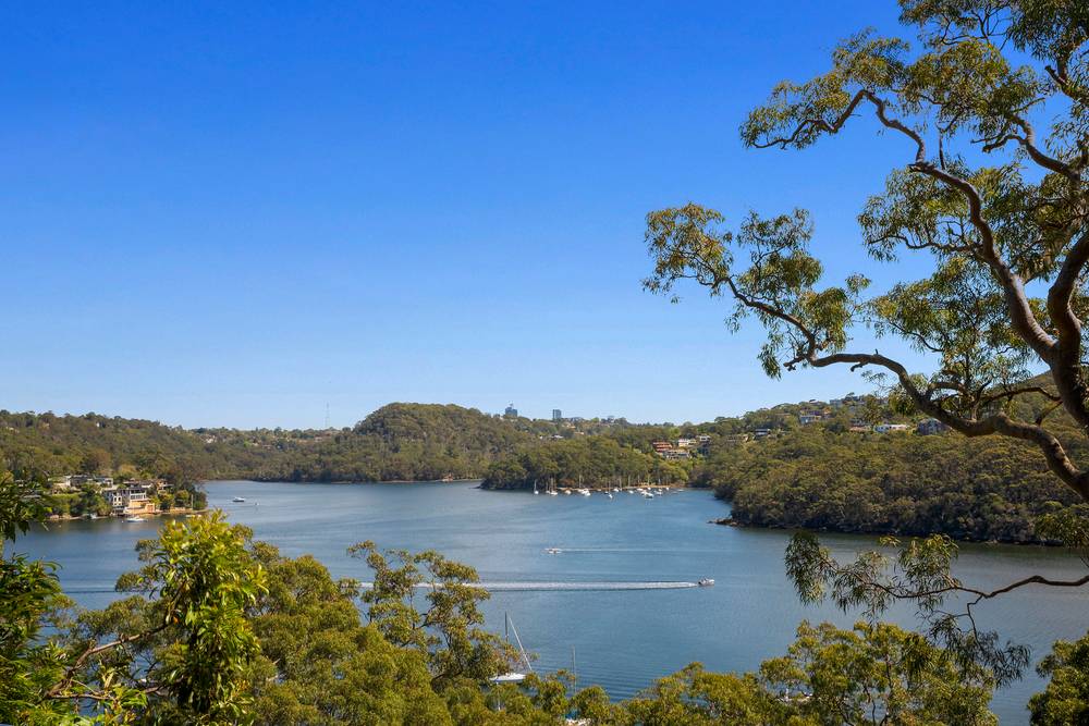 1 Clavering Road, Seaforth, NSW 2092