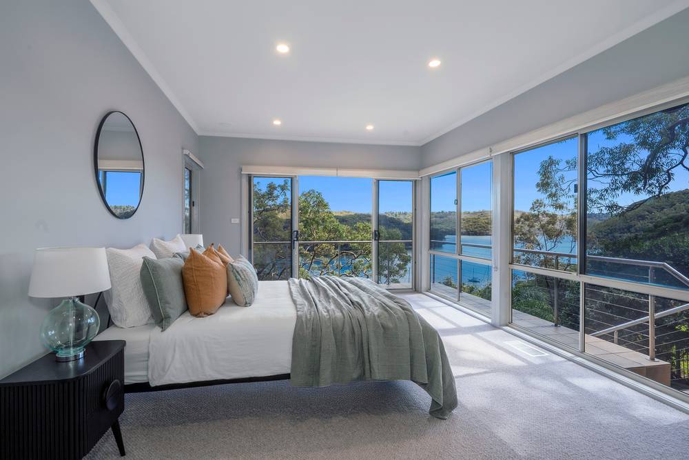 1 Clavering Road, Seaforth, NSW 2092