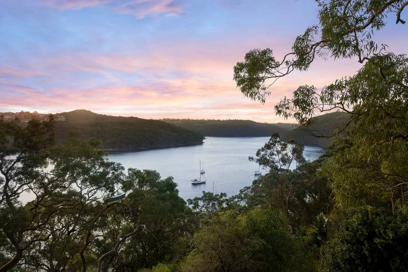 1 Clavering Road, Seaforth, NSW 2092