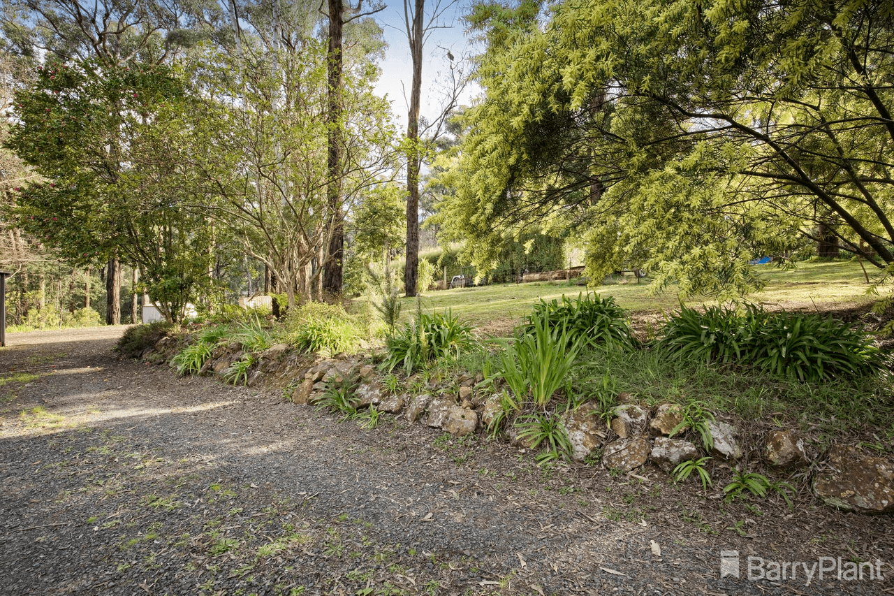 22 Glen Road, COCKATOO, VIC 3781