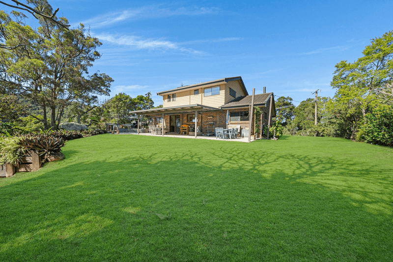 121 Needham Road, LUSCOMBE, QLD 4207