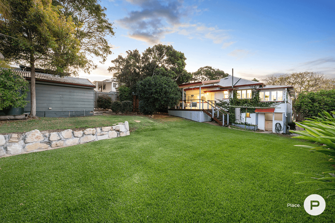 24 Brodie Street, Holland Park West, QLD 4121